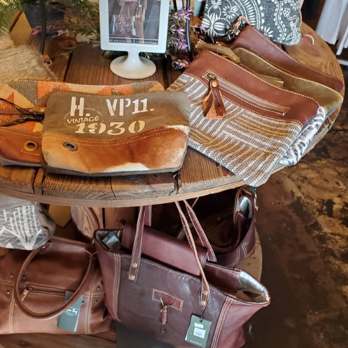 trendy bags and purses